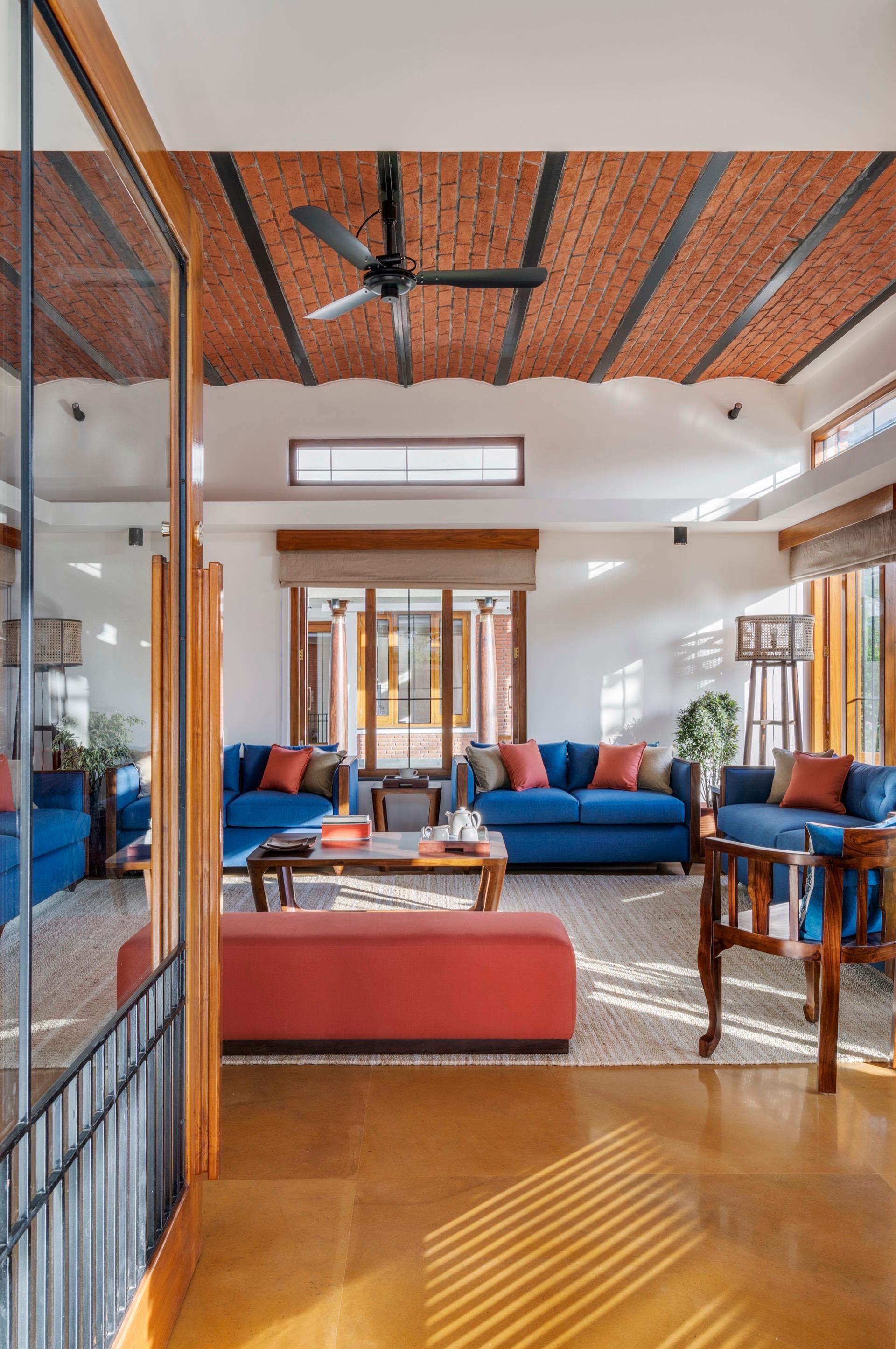 Interior view 6