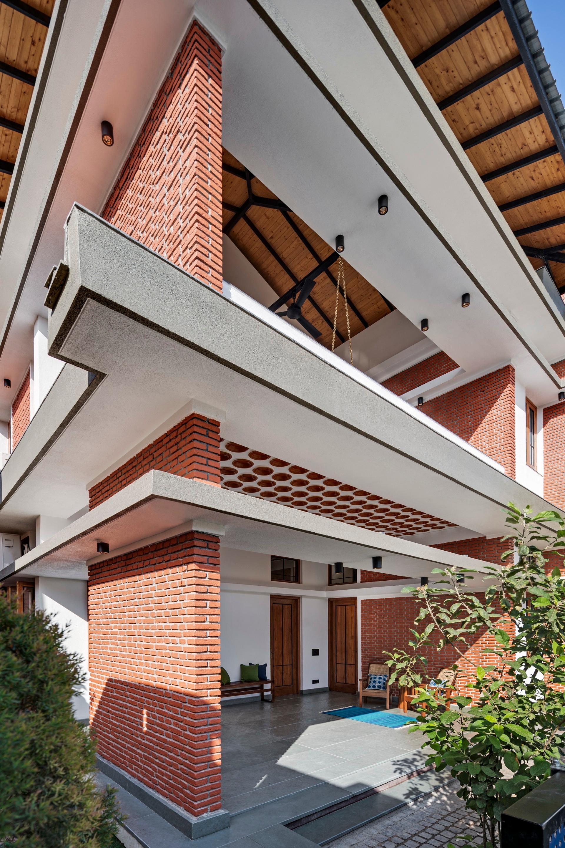 Interior view 6