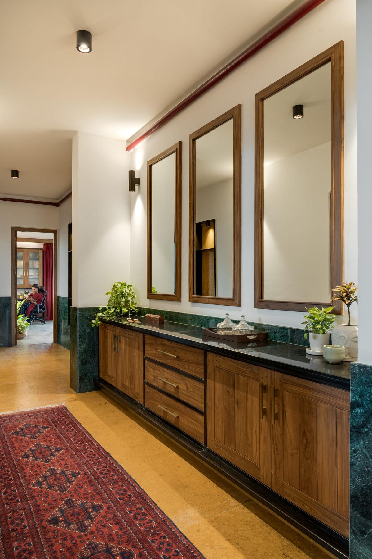 Heritage House — Palam Vihar, Gurgaon